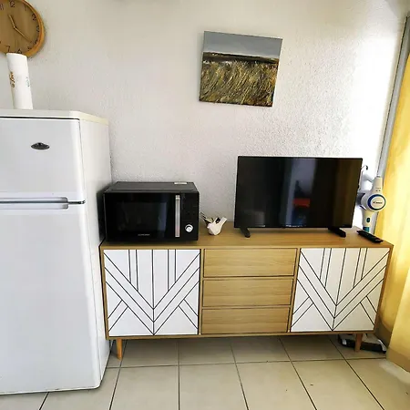 T2 Au Cap D'agde, Piscine Et Parking, Proche Plage, Pour 4 Pers - Fr-1-607-228 * آجد